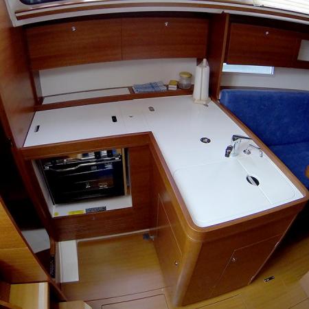 Dufour 335 GL galley