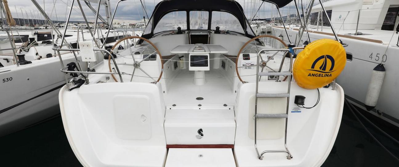 Cyclades 50.5 - 5 + 1 cab. / Kristina II (2008)