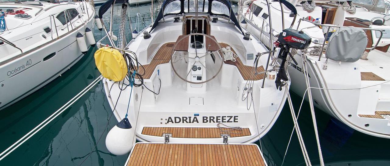 Bavaria Cruiser 33 / Adria Breeze (2016)