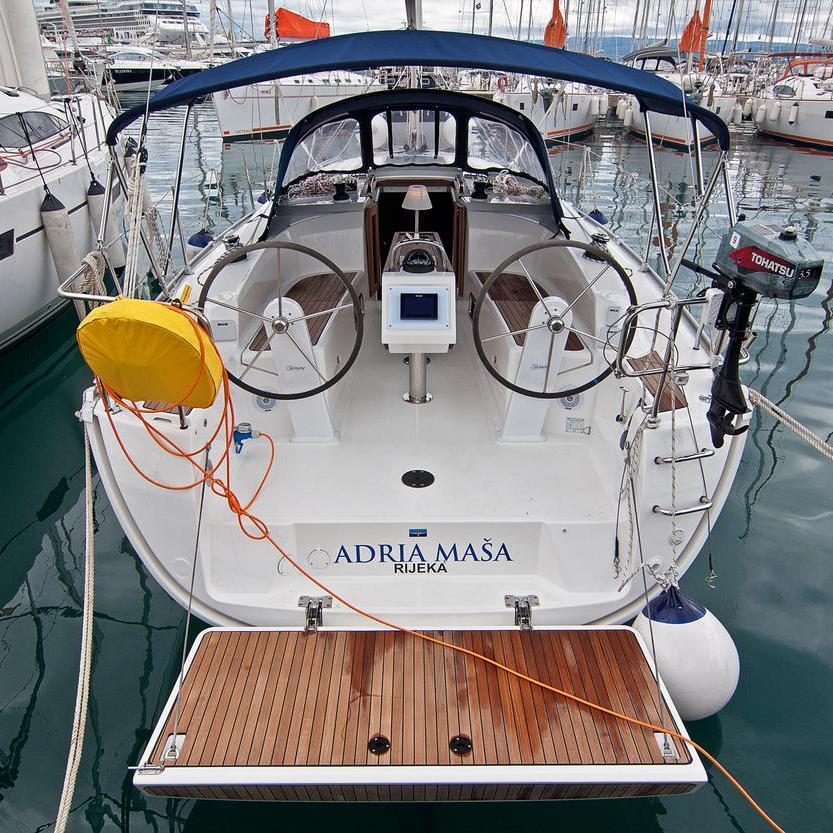 Bavaria Cruiser 34 / Adria Maša