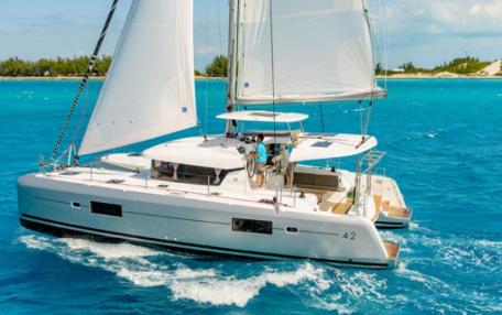 Lagoon 42 / No Name: Master Cabin #1 (Cabin Charter 2 pax) FULLY CREWED, ALL EXPENSES (2018)