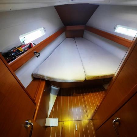 Front Cabin