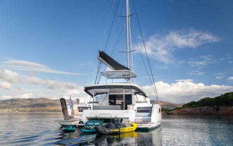 Lagoon 51 / JEWEL (Charter rate includes VAT, Skipper Fee, Generator, Air-condition, Watermaker, Icemaker, Dishwasher, 2 SUP, Tubes, Kids Water-ski, Sea scooter, Electric BBQ) *Skippered only* (2023)
