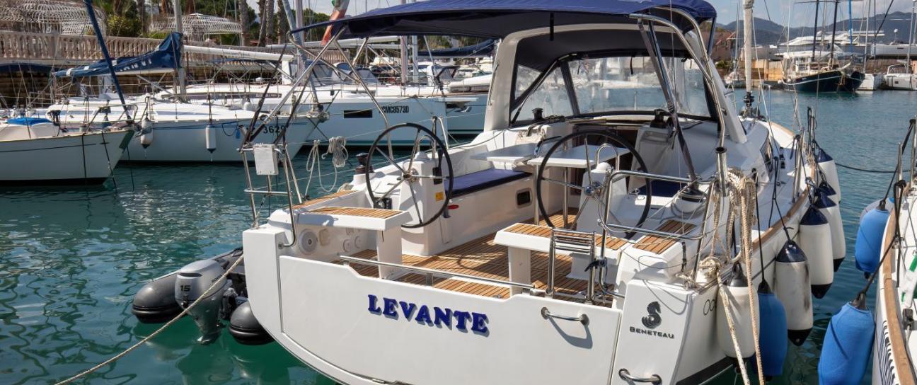 Oceanis 35.1 / Levante - Standard line (2020)