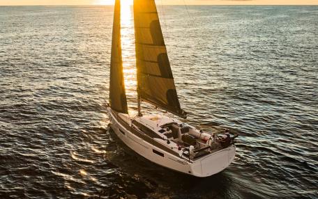 Maxus 35 (see with our base extra options availability as Air Conditioned) / Angelmiles 1  (2023)