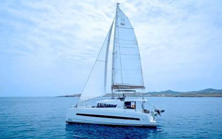 Bali 4.1 / GALASSIA (Electric WC, Solar Panels, 1 SUP free of charge) (2020)