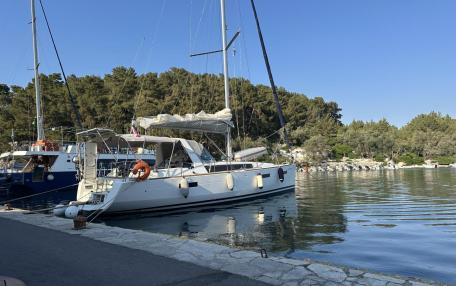 Oceanis 41 / Asjemenou (2013)
