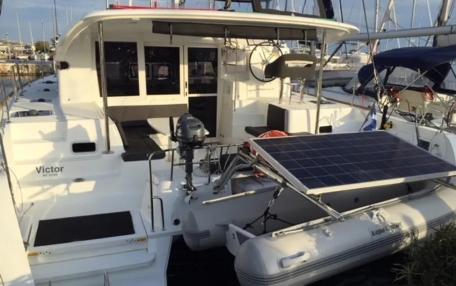 Lagoon 40 / VICTOR (Solar Panels, Electric WC, 12 pax, convertible saloon table, 1 SUP free of charge) (2019)