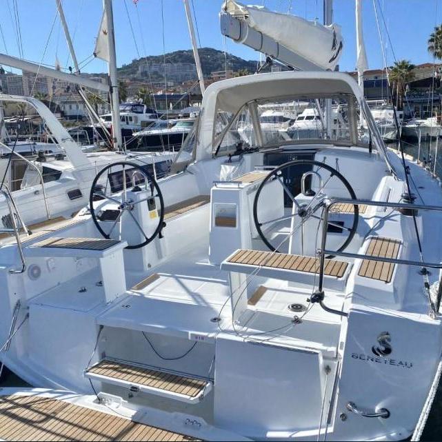 Oceanis 38.1 / Maximus