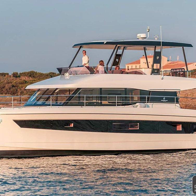 Fountaine Pajot MY6 / Mamma Mia