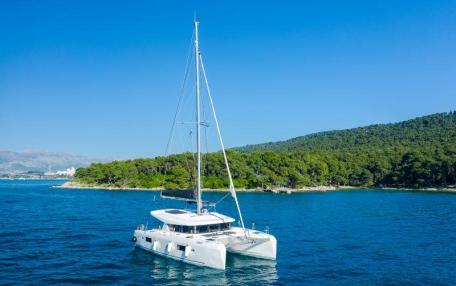 Lagoon 42 - 4 + 2 cab. / Ladesta (2026)