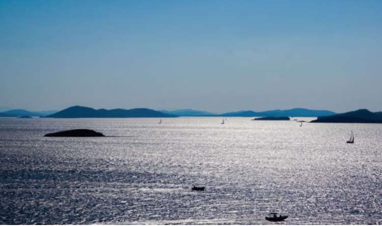 Najem plovila na Hrvaškem: zajamčena socialna distanca