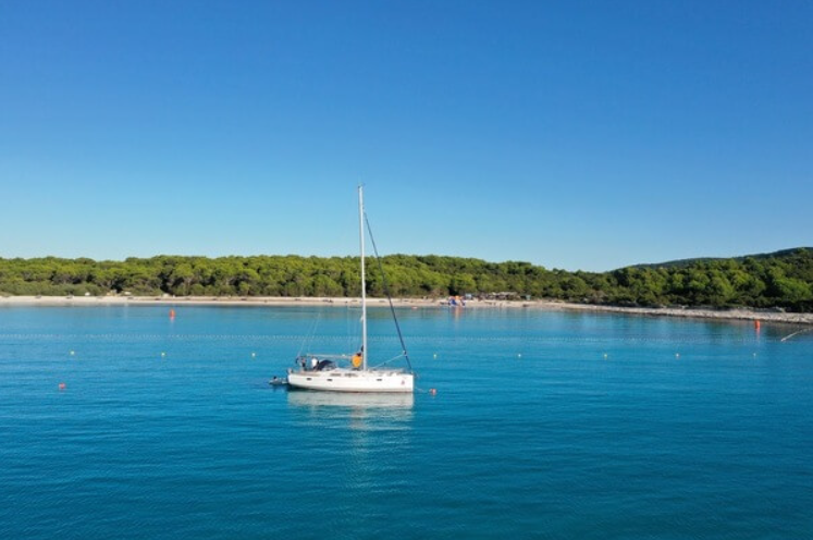 Wann ist die beste Zeit für einen Segelurlaub in Kroatien?